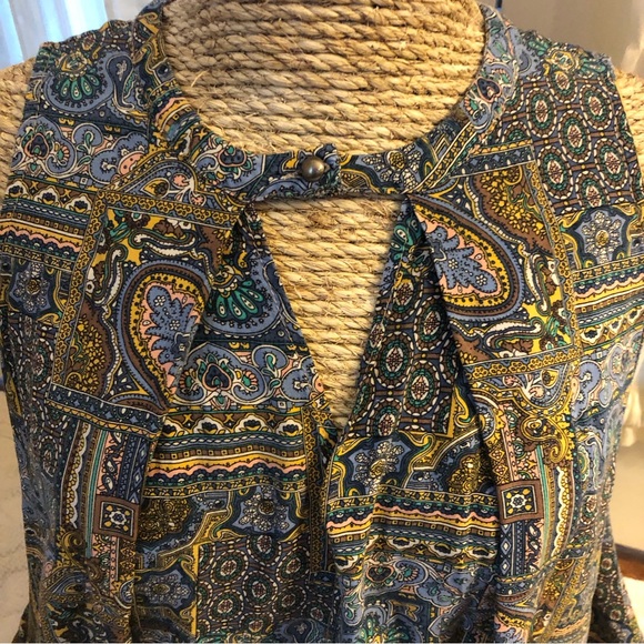 Gorgeous Umgee Tank - Picture 2 of 8